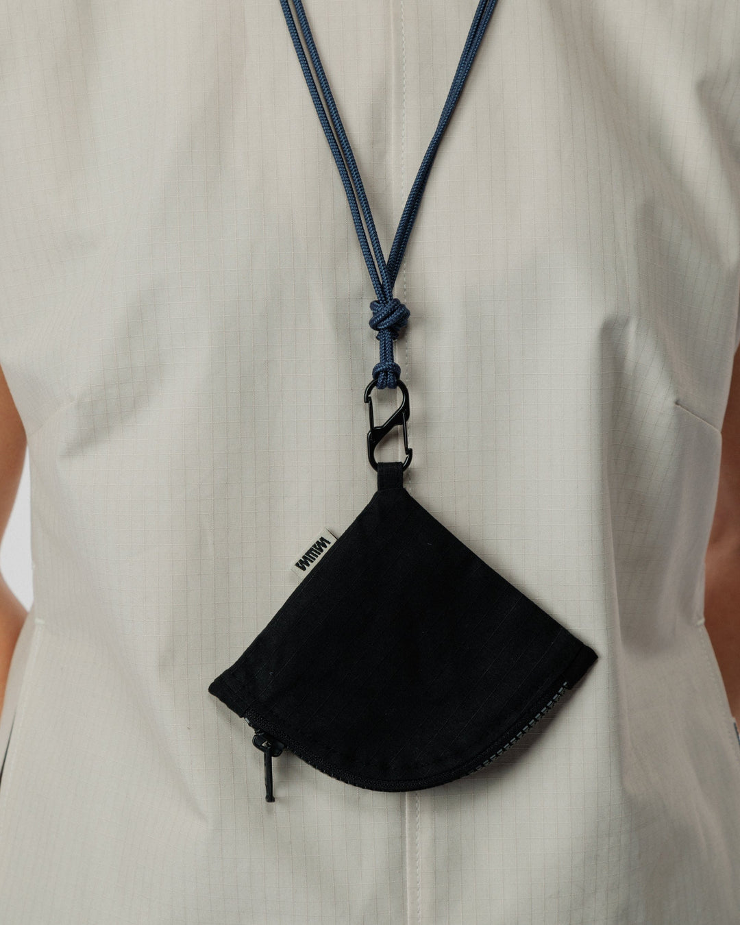 Pie Pouch - Black/Blue