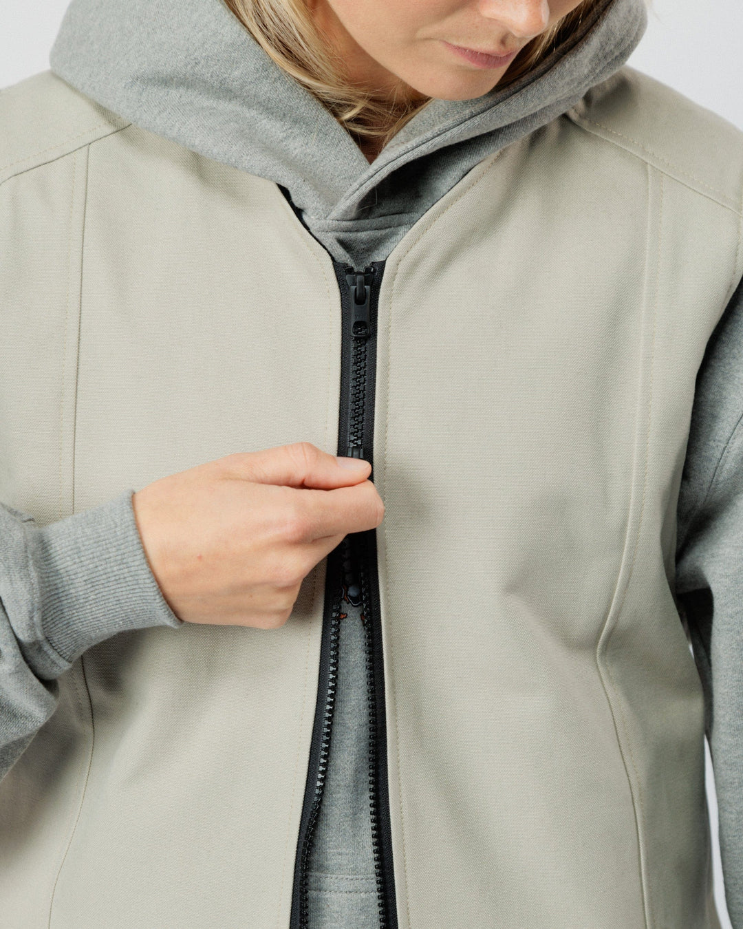 Mill Vest - Stone