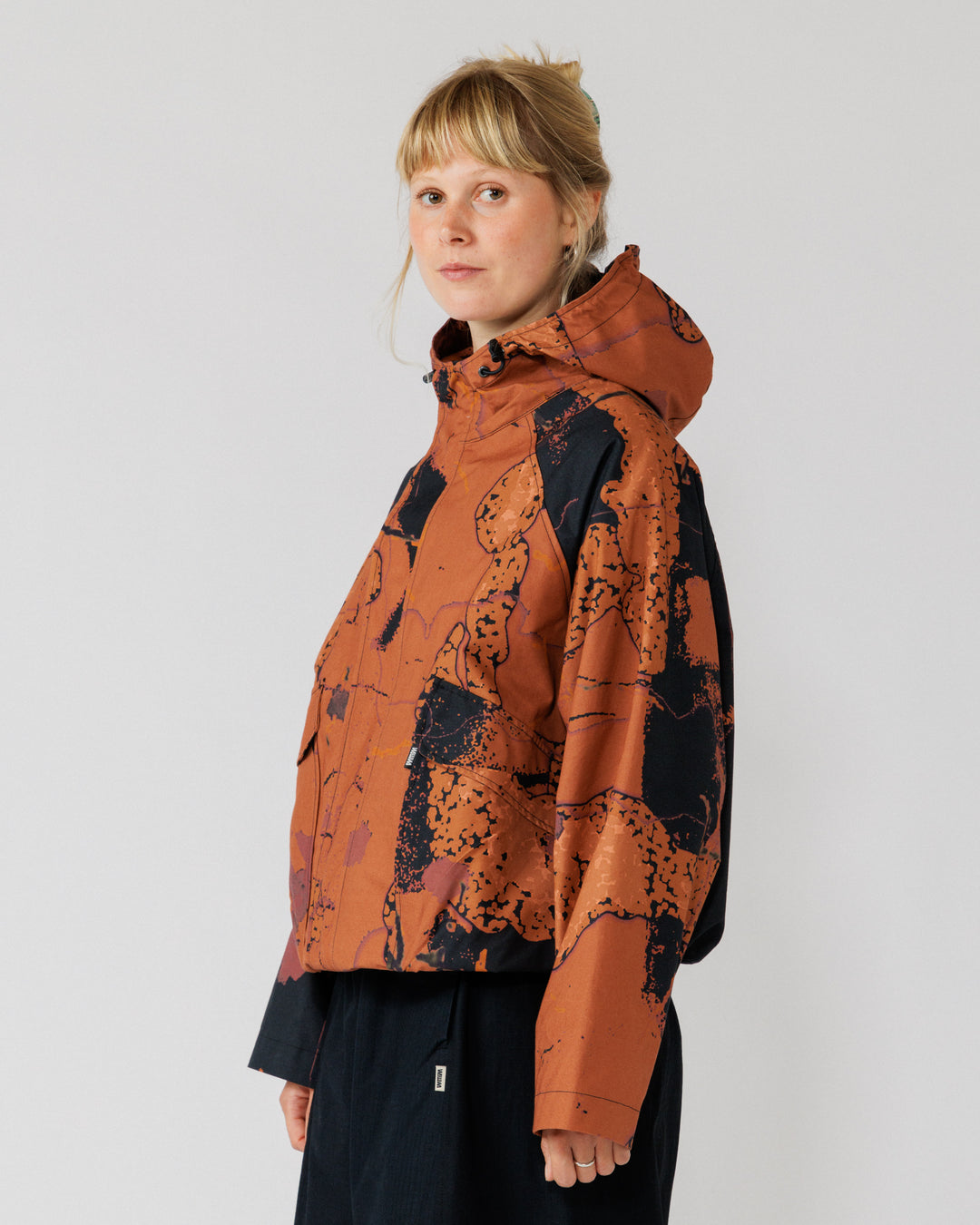 Roam Raglan Jacket - Abstract Brick Camo — 3/4 angle, fit and drape
