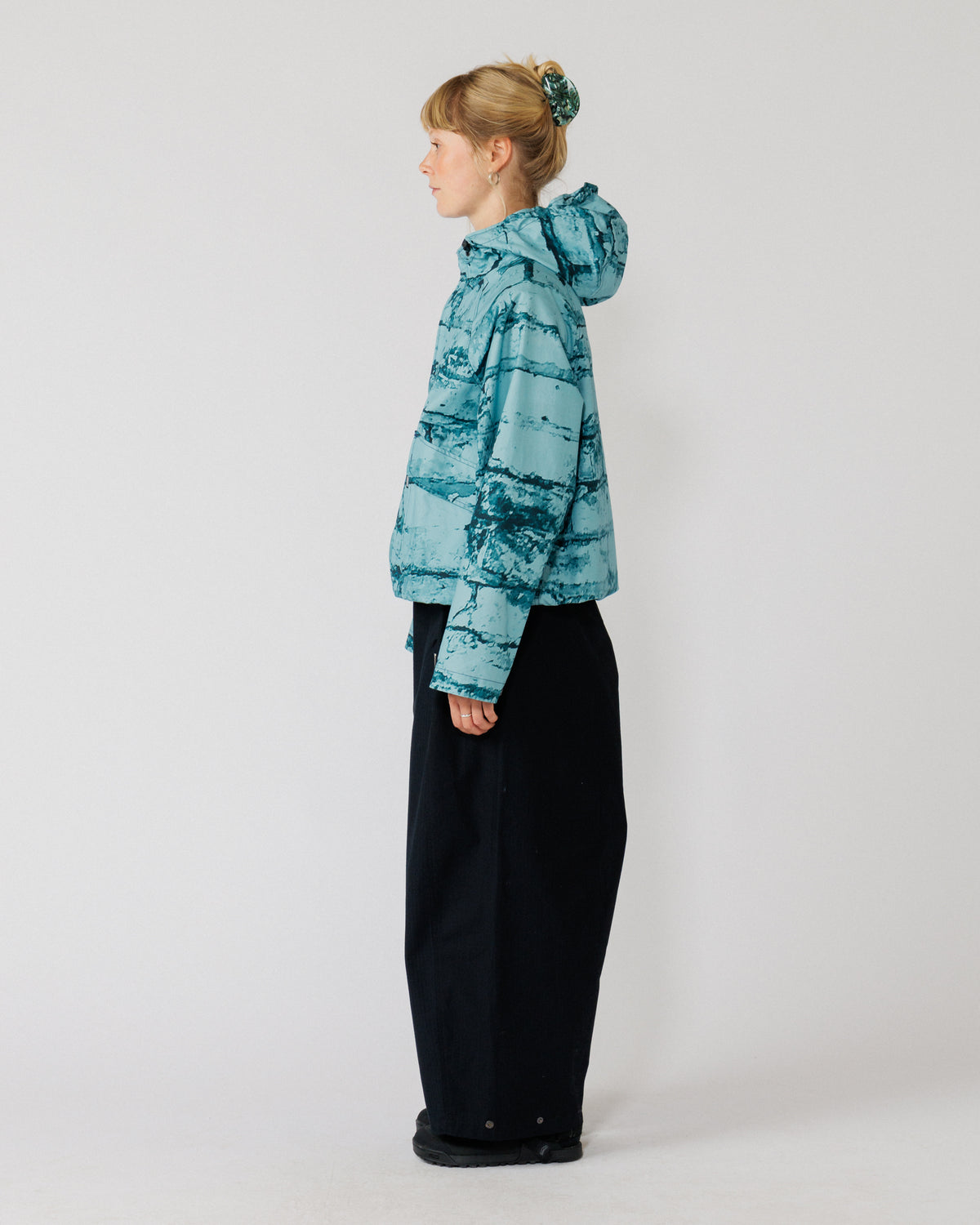 Roam Raglan Jacket - Blue Brick Camo — full side profile, drape